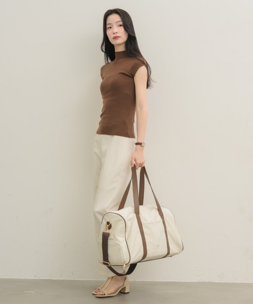 NEUNA(ヌナ)の「【着るだけで色気たっぷり】モックネックニットトップス(Tシャツ/カットソー・レディース・アイボリー/ブラック/ブラウン/グレー・FREE)」の12枚目の写真
