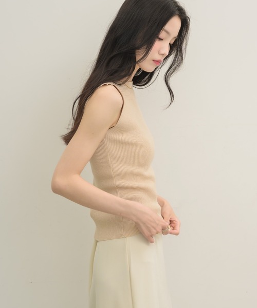 NEUNA(ヌナ)の「ラインタンク(タンクトップ・レディース・ブラック/ベージュ・FREE)」の15枚目の写真