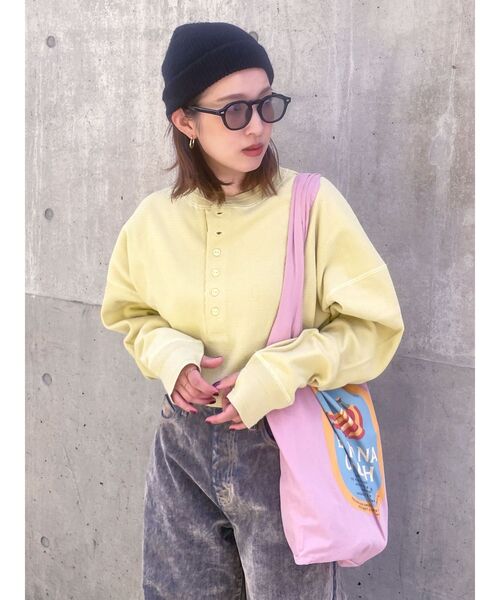 Ungrid(アングリッド)の「FAITH MILLS別注ヘンリーネックショートロングスリーブTee(Tシャツ/カットソー・レディース・チャコールグレー/ライトグレー/ピンク/イエロー・FREE)」の1枚目の写真