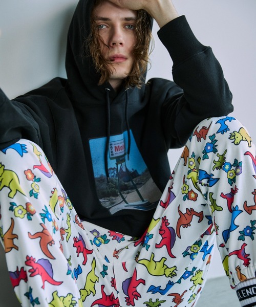 OPULENCE（オーピュレンス）の「PSYCHO collectionフーディー（パーカー・メンズ・グリーン/ブラック・MEDIUM/LARGE/SMALL）」の6枚目の写真