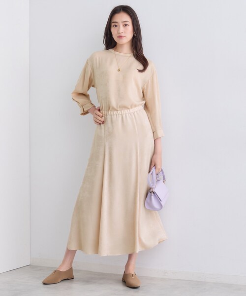 INDIVI（インディヴィ）の「【UVケア／セットアップ可能】スエード調サテンスカート（スカート・レディース・ベージュ系9/チャコールグレー/グレー系4・40/38/36/05/13/19/15 ）」の6枚目の写真