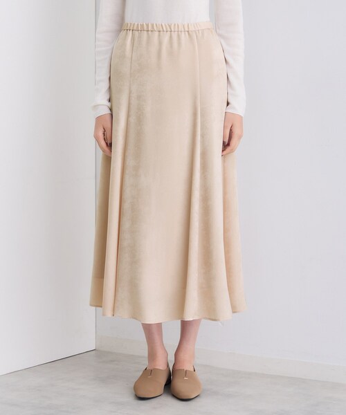 INDIVI（インディヴィ）の「【UVケア／セットアップ可能】スエード調サテンスカート（スカート・レディース・ベージュ系9/チャコールグレー/グレー系4・40/38/36/05/13/19/15 ）」の17枚目の写真