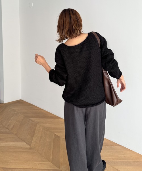 CANAL JEAN(キャナルジーン)の「El mar ラグランボートネックニット(ニット/セーター・レディース・ベージュ/ブラック/ブラウン・ONE SIZE)」の9枚目の写真