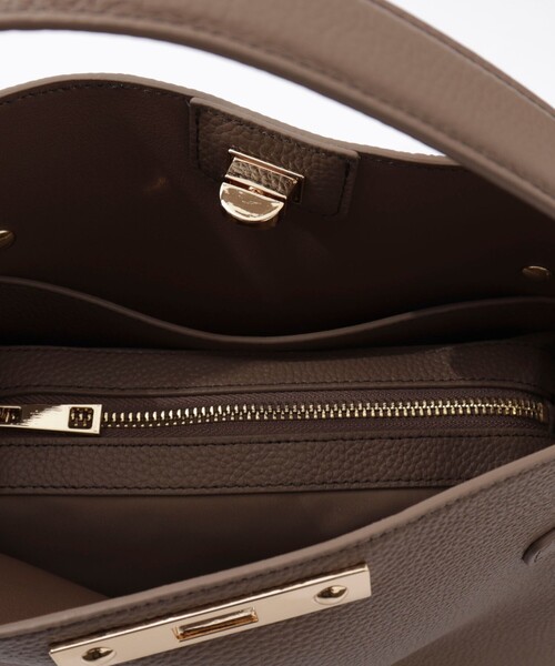 NOLLEY’S(ノーリーズ)の「HINERI Mバッグ(ショルダーバッグ・レディース・ブラック/ロイヤルブルー/ベージュ・FREE)」の18枚目の写真