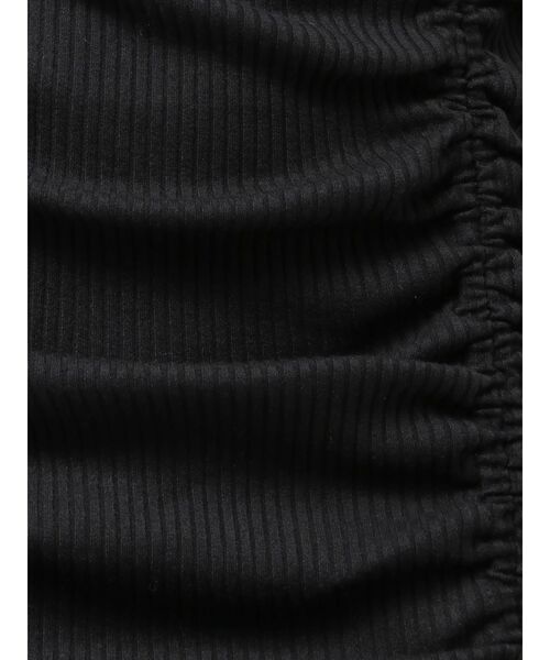 EATME(イートミー)の「デコルテリブギャザーワンピース(ワンピース・レディース・ブラック/グレー/ブラウン・FREE)」の4枚目の写真