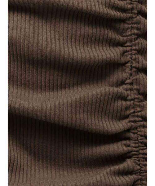 EATME(イートミー)の「デコルテリブギャザーワンピース(ワンピース・レディース・ブラック/グレー/ブラウン・FREE)」の5枚目の写真