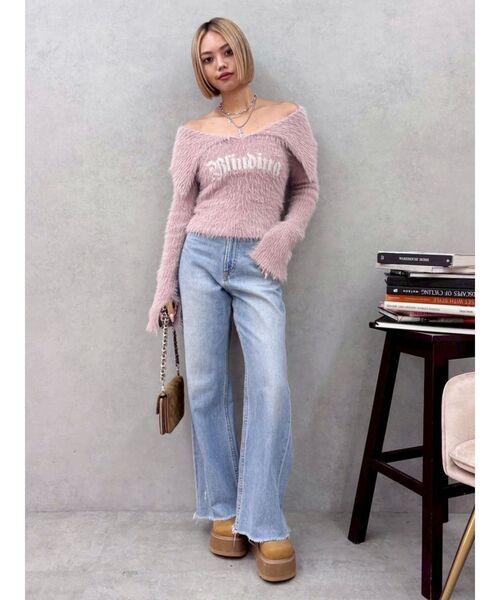 EVRIS（エヴリス）の「ラメロゴシャギーオフショルニットトップス（ニット/セーター・レディース・ピンク/ホワイト/ブラック・FREE）」の21枚目の写真