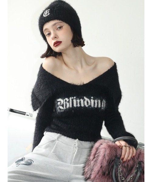 EVRIS（エヴリス）の「ラメロゴシャギーオフショルニットトップス（ニット/セーター・レディース・ピンク/ホワイト/ブラック・FREE）」の2枚目の写真