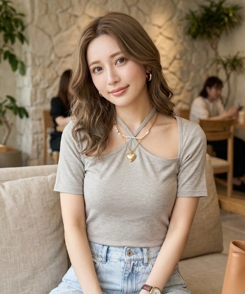 DIP IN CHOCOLATE(ディップインチョコレート)の「クロスデザインショルダートップス【DIP IN CHOCOLATE】(Tシャツ/カットソー・レディース・ベージュ/ホワイト/ブラック・F)」の1枚目の写真