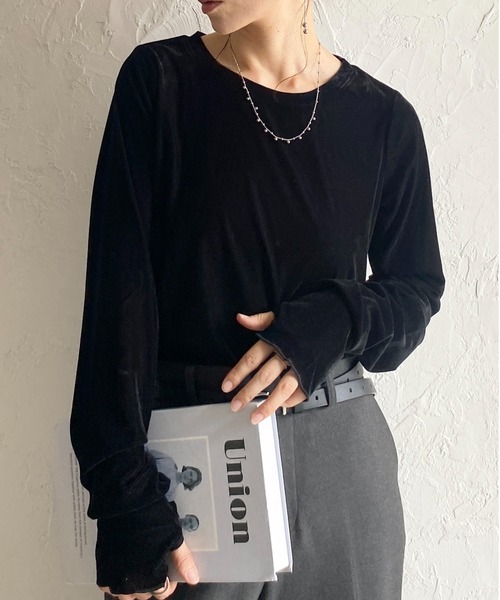 She's Closet（シーズクローゼット）の「指穴あき長袖サムホールシアーベロアトップス（Tシャツ/カットソー・レディース・アイボリー/ブラック/グレー/ブラウン・FREE）」の3枚目の写真