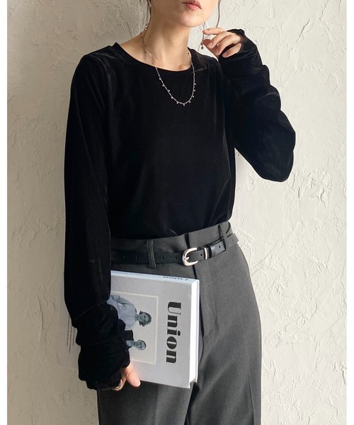 She's Closet（シーズクローゼット）の「指穴あき長袖サムホールシアーベロアトップス（Tシャツ/カットソー・レディース・アイボリー/ブラック/グレー/ブラウン・FREE）」の5枚目の写真