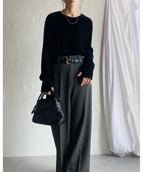 She's Closet（シーズクローゼット）の「指穴あき長袖サムホールシアーベロアトップス（Tシャツ/カットソー・レディース・アイボリー/ブラック/グレー/ブラウン・FREE）」の14枚目の写真