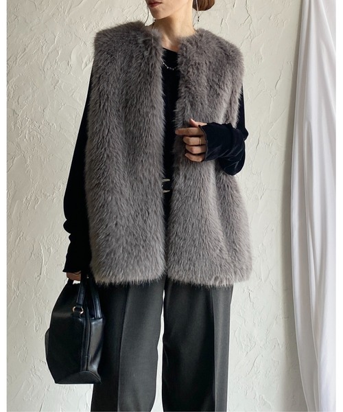 She's Closet（シーズクローゼット）の「指穴あき長袖サムホールシアーベロアトップス（Tシャツ/カットソー・レディース・アイボリー/ブラック/グレー/ブラウン・FREE）」の16枚目の写真