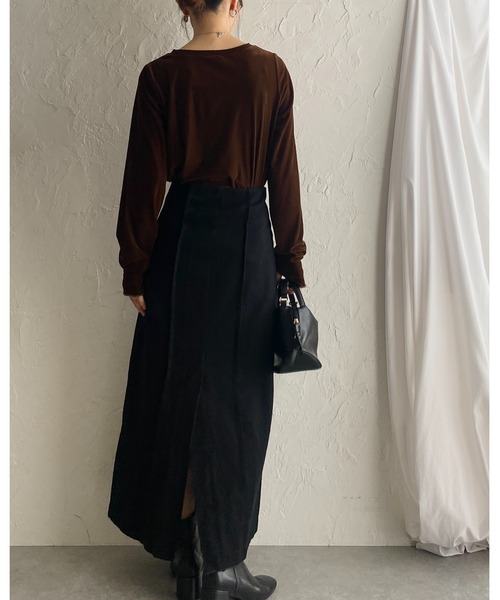 She's Closet（シーズクローゼット）の「指穴あき長袖サムホールシアーベロアトップス（Tシャツ/カットソー・レディース・アイボリー/ブラック/グレー/ブラウン・FREE）」の21枚目の写真
