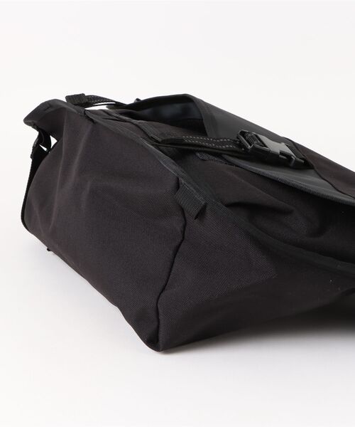 CHROME（クローム）の「CHROME/クローム　CTZ 24L MESSENGER（メッセンジャーバッグ・メンズ・ブラック・FREE）」の2枚目の写真