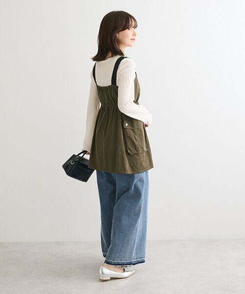 Green Parks(グリーンパークス)の「タックワイドデニムパンツ(デニムパンツ・レディース・インディゴブルー/ブラック・FREE)」の5枚目の写真