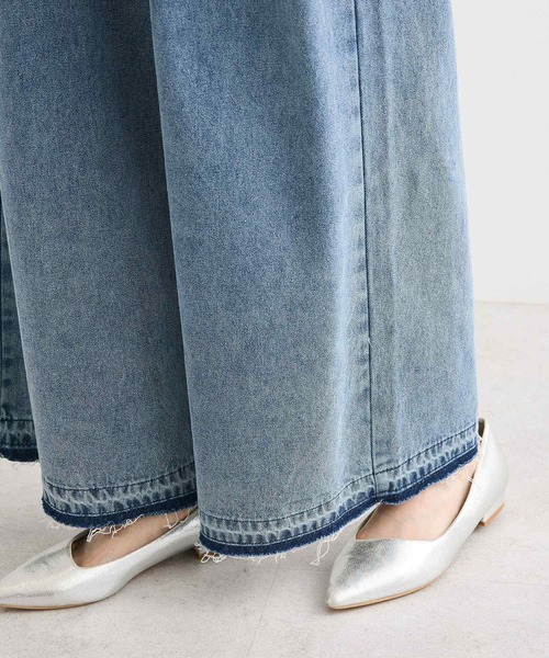 Green Parks(グリーンパークス)の「タックワイドデニムパンツ(デニムパンツ・レディース・インディゴブルー/ブラック・FREE)」の9枚目の写真