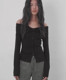 Tシャツ/カットソー（ブラック/黒色系・オフショルダー）ファッション