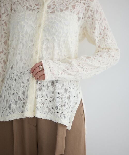 YECCA VECCA（イェッカヴェッカ）の「フラワー起毛レースシャツ（シャツ/ブラウス・レディース・オフホワイト・FREE）」の11枚目の写真