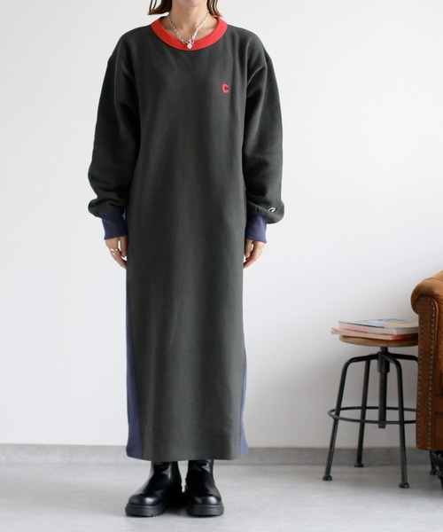 Champion(チャンピオン)の「【Champion】裏起毛リバースウィーブスウェットワンピース(ワンピース・レディース・ブラック系/オートミール・L)」の9枚目の写真