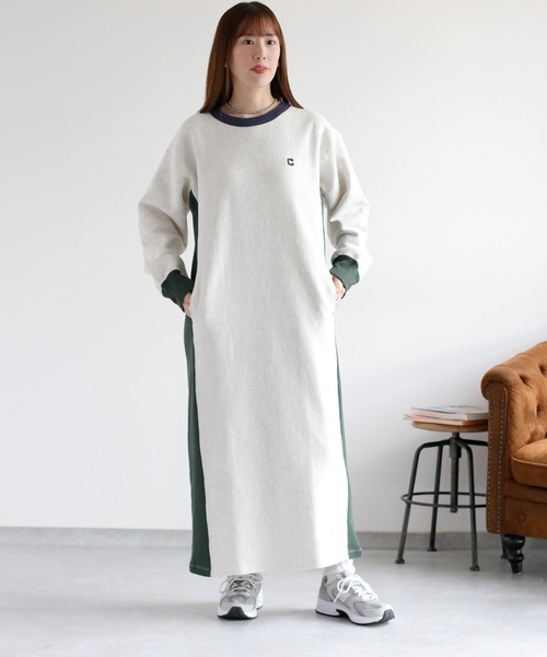 Champion(チャンピオン)の「【Champion】裏起毛リバースウィーブスウェットワンピース(ワンピース・レディース・ブラック系/オートミール・L)」の13枚目の写真
