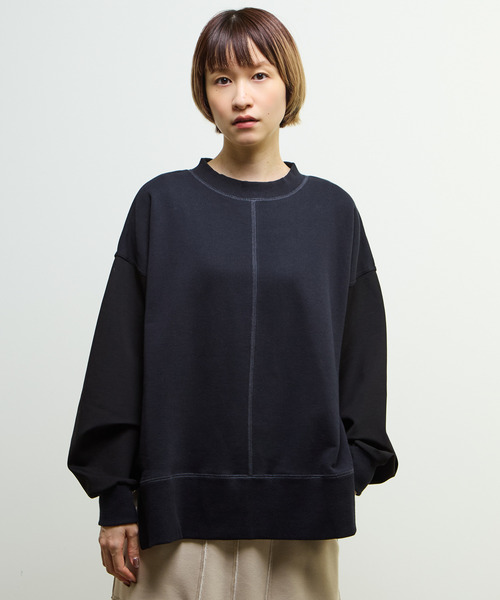 SOFFITTO(ソフィット)の「【nota della mano sinistra(ノータ デラ マノ シニストラ)】袖切替デザインスウェット(スウェット・レディース・チャコールグレー/オフホワイト/ブラック・FREE)」の2枚目の写真