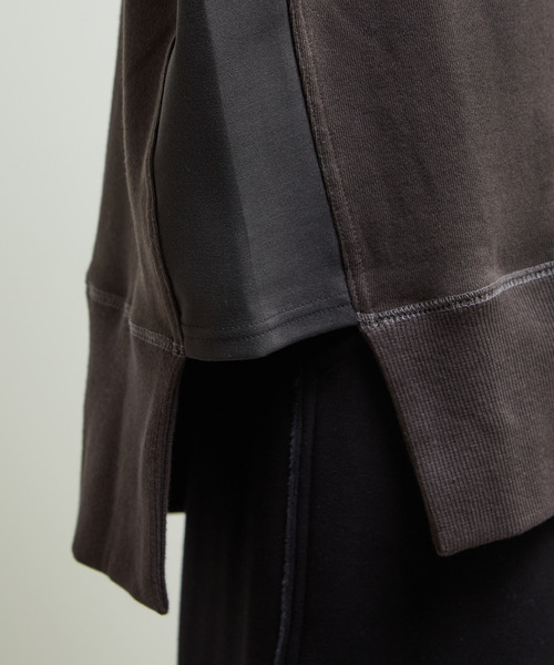 SOFFITTO(ソフィット)の「【nota della mano sinistra(ノータ デラ マノ シニストラ)】袖切替デザインスウェット(スウェット・レディース・チャコールグレー/オフホワイト/ブラック・FREE)」の13枚目の写真