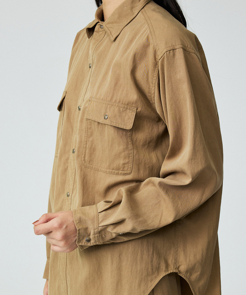 Rouge vif la cle(ルージュヴィフラクレ)の「【Le Melange/ル・メランジュ】テンセルナイロンツイルシャツ / セットアップ着用可能【WEB限定】(シャツ/ブラウス・レディース・キャメル/ブラウン・フリー)」の13枚目の写真