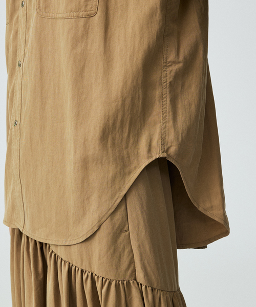 Rouge vif la cle(ルージュヴィフラクレ)の「【Le Melange/ル・メランジュ】テンセルナイロンツイルシャツ / セットアップ着用可能【WEB限定】(シャツ/ブラウス・レディース・キャメル/ブラウン・フリー)」の15枚目の写真