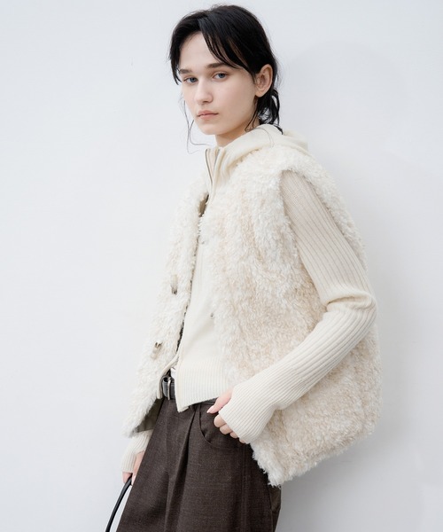 tageechita(タジチタ)の「【tageechita】リバーシブル ボアベスト(ベスト・レディース・アイボリー・S/M)」の11枚目の写真