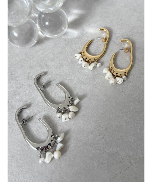 Ungrid（アングリッド）の「パールミックスコンビピアス（ピアス（両耳用）・レディース・ゴールド/シルバー・FREE）」の6枚目の写真