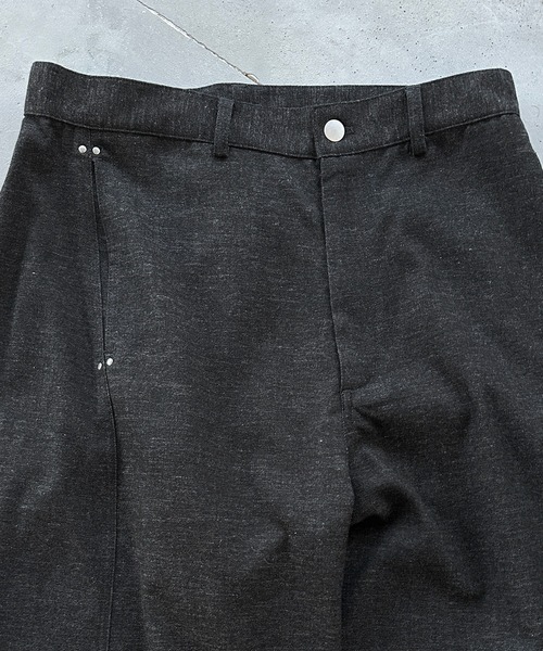 kutir（クティール）の「STUDS BARREL RACK WOOL LIKE SLACKS／スタッズバレルレックウールライクスラックス（スラックス・メンズ・チャコールグレー/ブラウン・SMALL/LARGE/MEDIUM）」の21枚目の写真