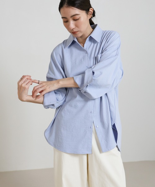 select MOCA(セレクトモカ)の「スリーブアレンジオーバーサイズシャツ(シャツ/ブラウス・レディース・スミクロ/オフホワイト/サックスブルー・FREE)」の12枚目の写真