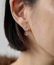 ear PAPILLONNER（イアパピヨネ）の「《チタンポスト》スリーパールピアス（ピアス（両耳用））」