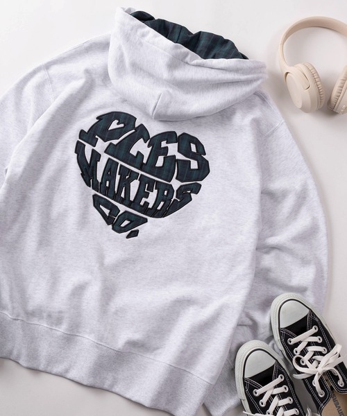 make a ray!（メイク ア レイ！）の「【72】【PLES】チェック ハートロゴ ショート丈 プルパーカー/ワンポイント刺繍/メンズ/レディース/ユニセックス（パーカー・レディース・ブラウン/ブラック/アッシュグレー・M/L）」の2枚目の写真