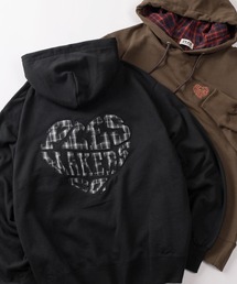 make a ray!（メイク ア レイ！）の「【72】【PLES】チェック ハートロゴ ショート丈 プルパーカー/ワンポイント刺繍/メンズ/レディース/ユニセックス（パーカー）」