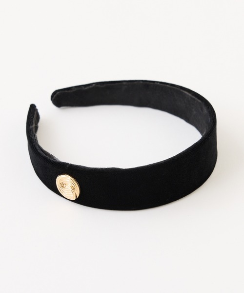 one after another NICE CLAUP（ワンアフターアナザーナイスクラップ）の「ゴールドボタン付きカチューシャ（カチューシャ・レディース・ダークブラウン/ブラック・FREE）」の8枚目の写真