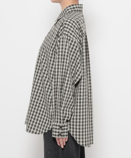 LOWRYS FARM（ローリーズファーム）の「チェックBIGシャツ　638587（シャツ/ブラウス・レディース・ブラック/ブラウン/グレー/ベージュ系その他2・FREE）」の18枚目の写真