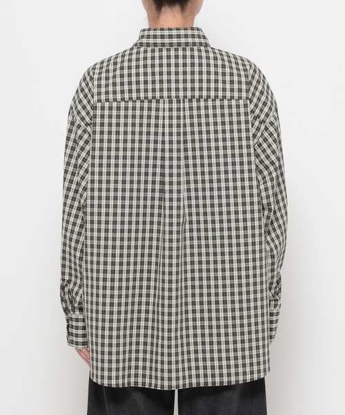 LOWRYS FARM（ローリーズファーム）の「チェックBIGシャツ　638587（シャツ/ブラウス・レディース・ブラック/ブラウン/グレー/ベージュ系その他2・FREE）」の19枚目の写真