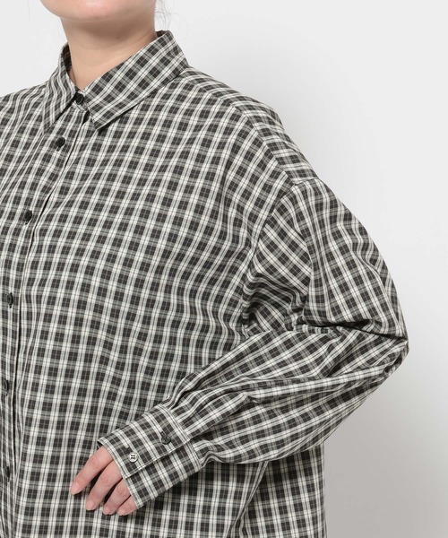 LOWRYS FARM（ローリーズファーム）の「チェックBIGシャツ　638587（シャツ/ブラウス・レディース・ブラック/ブラウン/グレー/ベージュ系その他2・FREE）」の21枚目の写真
