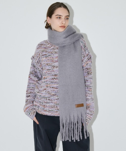 PUBLIC TOKYO（パブリックトウキョウ）の「【残りわずか】ヘアリーフリンジマフラー（マフラー・レディース・ブラウン系/ブラック/グレー/イエロー系/オレンジ系/グリーン系・FREE）」の3枚目の写真