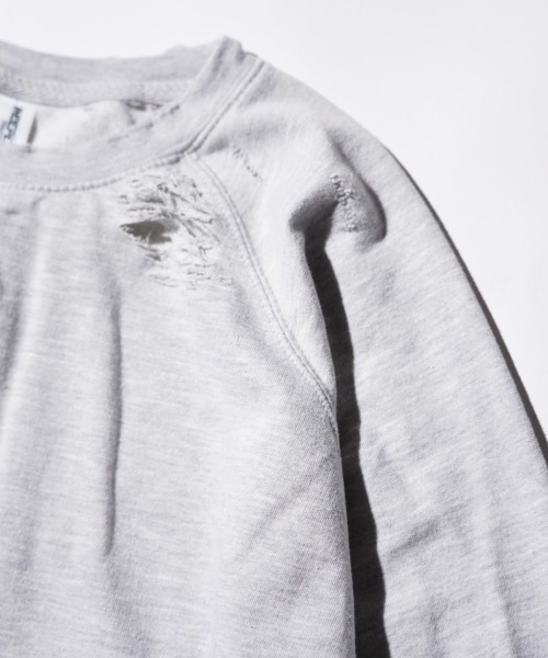THRIFTY LOOK（スリフティールック）の「THRIFTY LOOK スリフティルック / WORN-OUT RAGLAN CREW SWEAT ダメージ加工（スウェット・メンズ・ブラウン/ブラック/ヘザーグレー・LARGE/X-LARGE/MEDIUM）」の16枚目の写真