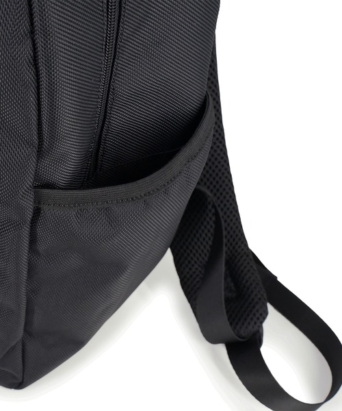 GYDA（ジェイダ）の「GYDA(ジェイダ)バックパック A4対応 缶バッジ付き GY-B445 カジュアル（バックパック/リュック・レディース・ブラック・FREE）」の8枚目の写真