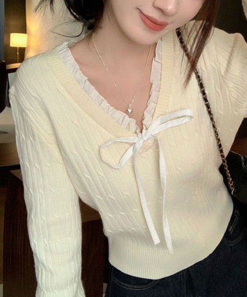 WESTSEA（ウエストシー）の「Vネック フリル リボン付 ケーブル編みニット ショート丈（ニット/セーター・レディース・アイボリー/ネイビー・FREE）」の2枚目の写真