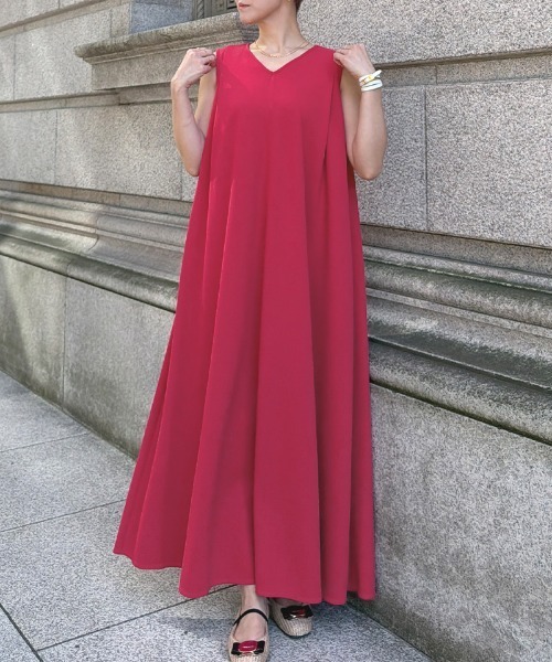 JENNE(ジェンヌ)の「カットソーリラックスワンピース(ワンピース・レディース・ピンク系/ブラック・SMALL/MEDIUM/LARGE)」の1枚目の写真