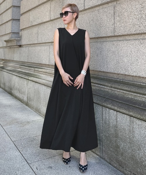 JENNE(ジェンヌ)の「カットソーリラックスワンピース(ワンピース・レディース・ピンク系/ブラック・SMALL/MEDIUM/LARGE)」の6枚目の写真