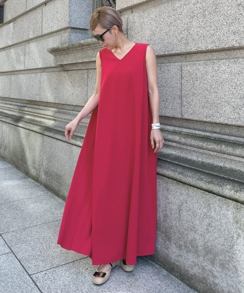 JENNE(ジェンヌ)の「カットソーリラックスワンピース(ワンピース・レディース・ピンク系/ブラック・SMALL/MEDIUM/LARGE)」の16枚目の写真