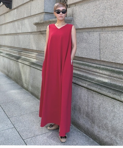 JENNE(ジェンヌ)の「カットソーリラックスワンピース(ワンピース・レディース・ピンク系/ブラック・SMALL/MEDIUM/LARGE)」の22枚目の写真