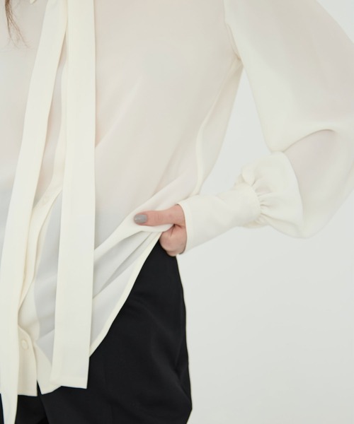 CINOH（チノ）の「BLACK FORMAL BOWTIE SHIRT（シャツ/ブラウス・レディース・アイボリー/ブラック・36）」の12枚目の写真