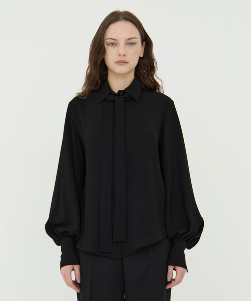 CINOH（チノ）の「BLACK FORMAL BOWTIE SHIRT（シャツ/ブラウス・レディース・アイボリー/ブラック・36）」の18枚目の写真